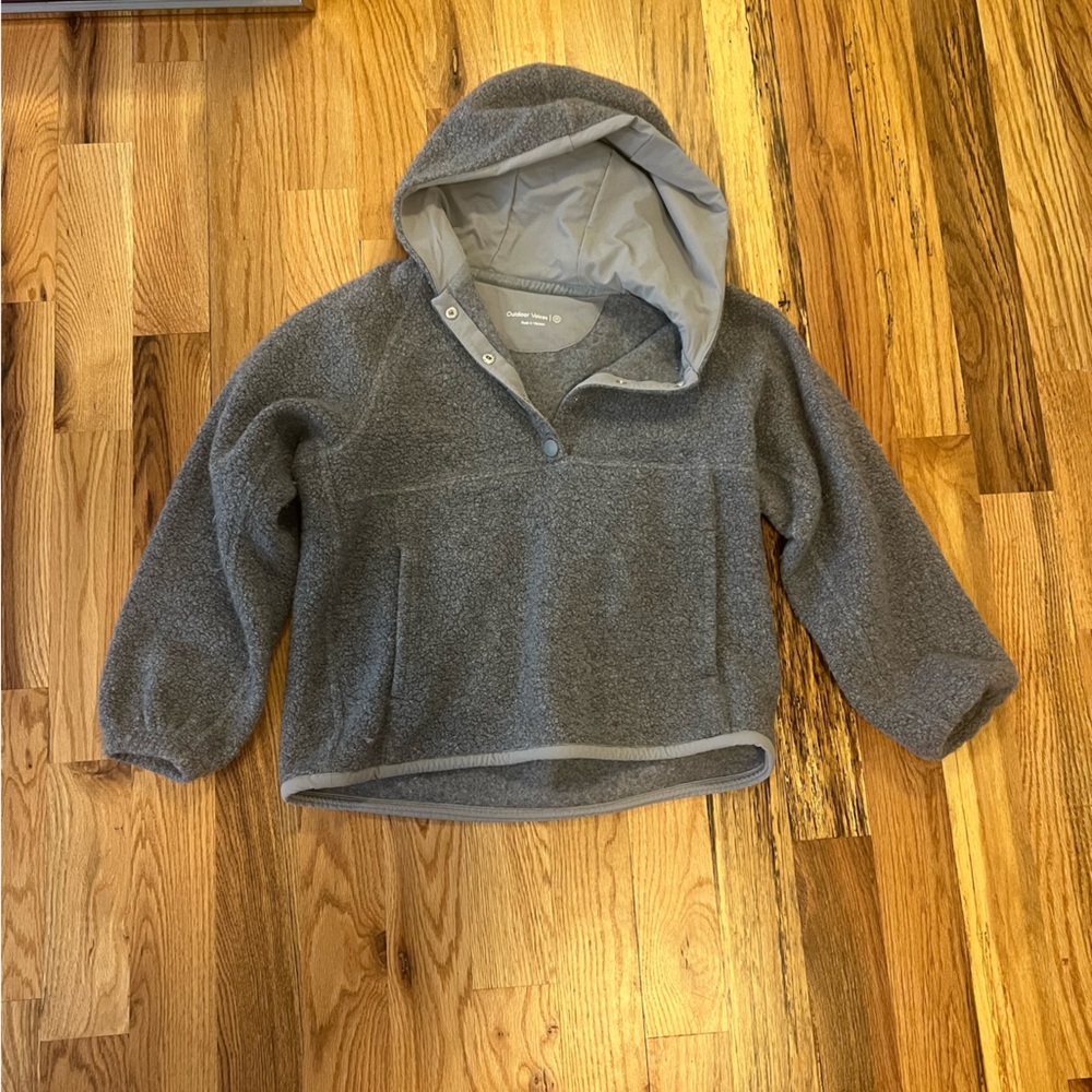 Outdoor Voices fleece